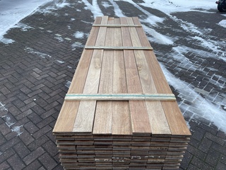 Ca. 69x Guyana Teak Planken Geschaafd, 16x140mm, lengte 350cm